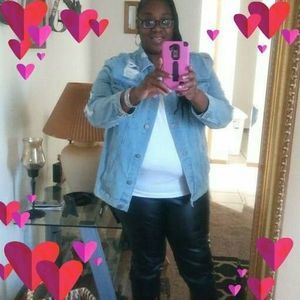 Meet your Posher, Teresa